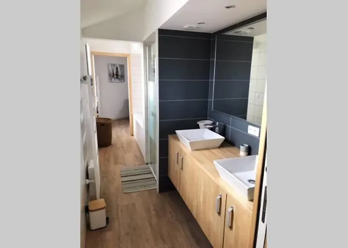 Maison Proche Centre Holiday home La Rochelle (Charente-Maritime)